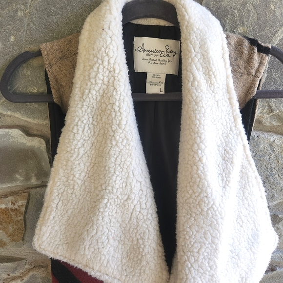 Anthropologie Sherpa Vest - Picture 3 of 7